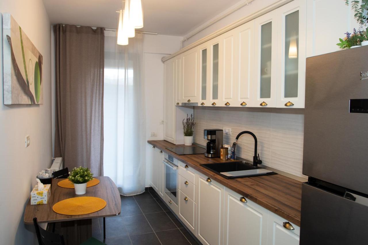 Lazo Two Room- Luxury Apartment Bucareste Exterior foto