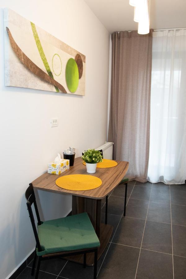 Lazo Two Room- Luxury Apartment Bucareste Exterior foto